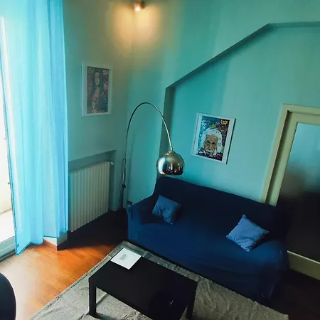 Apartment Chimney House *