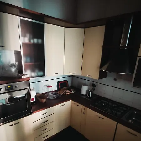 Chimney House Apartment *