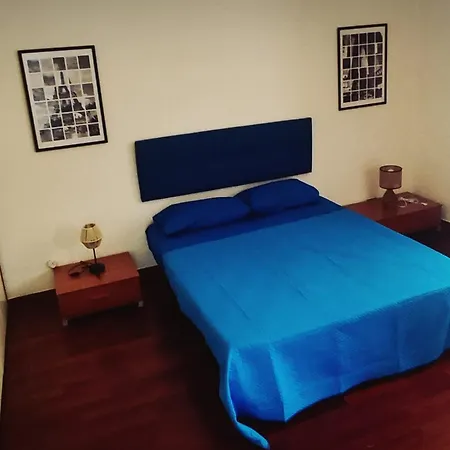 Chimney House Apartment