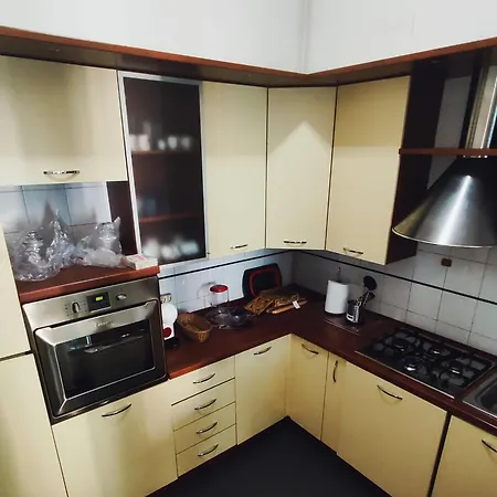 Chimney House Apartment
